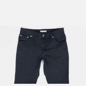 Womens Levi jeans size 10 long